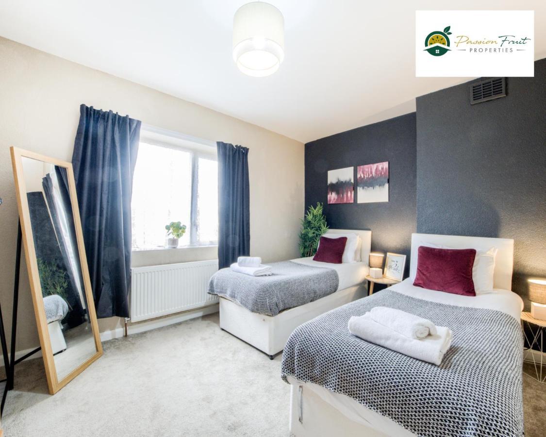 3 Bedroom House With 5 Beds House By Passionfruit Properties Near Coventry City Centre - Bcc Luaran gambar
